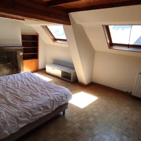 Maison De Caractere / Petit Versailles Normand Дом отдыха Валонь